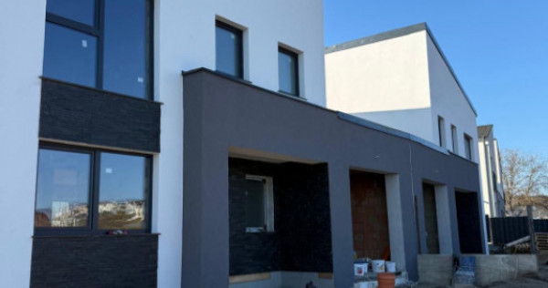 Casa 4 camere, 115mp, Zona Dezmir | Cluj