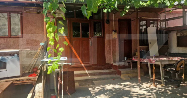 Casa de vanzare in zona centrala, Galati