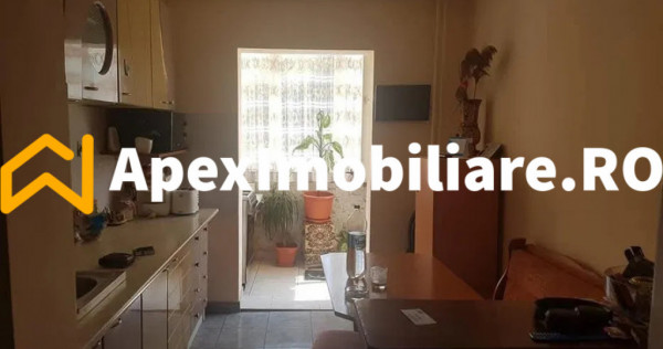 Apartament 3 camere de inchiriat Teiul Doamnei București |