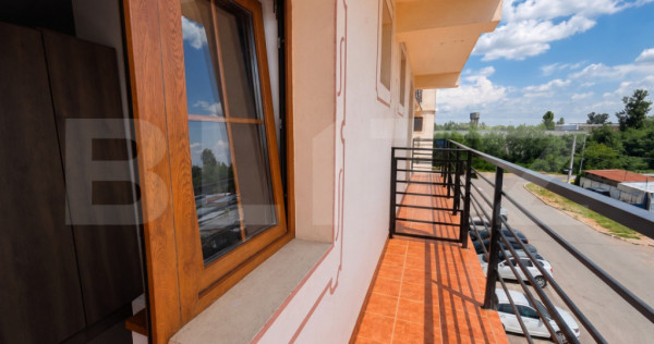Casa de vanzare, 2450 mp, zona Est