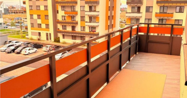 Apartament 3 camere - prima - Grandis Coresi - cu loc de pa