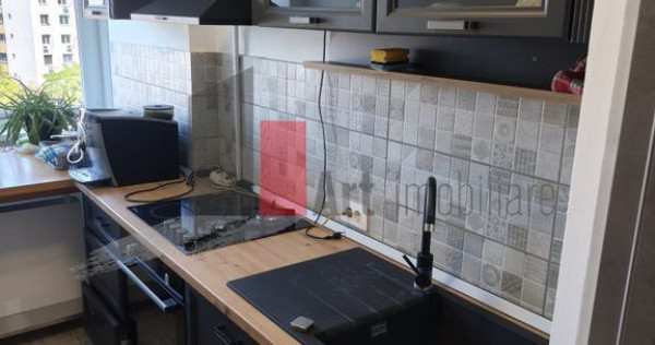 V&acirc;nzare apartament 2 camere decomandat Luică