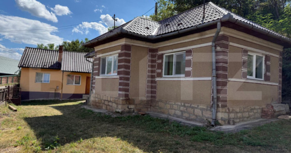 Casa individuala, 65 mp, teren 1800 mp, zona Izvorul Crisulu