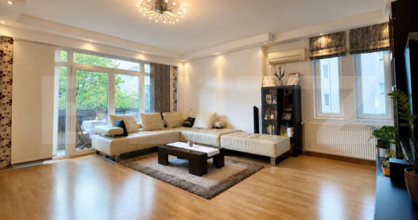 Apartament 3 camere, 90 mp, boxa si parcare cu CF, zona Camp
