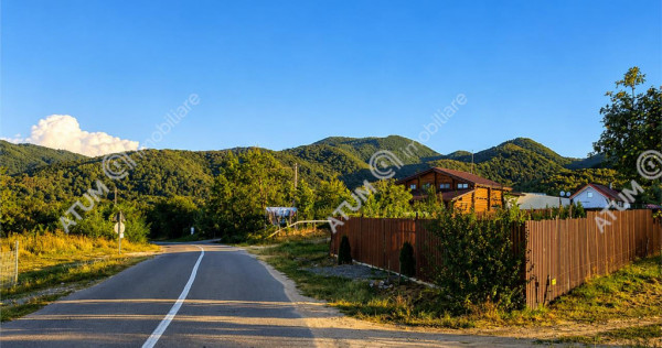 Teren intravilan 1025 mp cu acces utilitati si la drum in Si