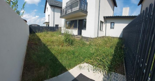 LA CHEIE-Individuala cocheta 5 camere, 4 bai si 180 mp teren liber