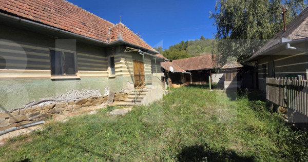 Casa individuala, teren intravilan 3409 mp, zona Dalnic.