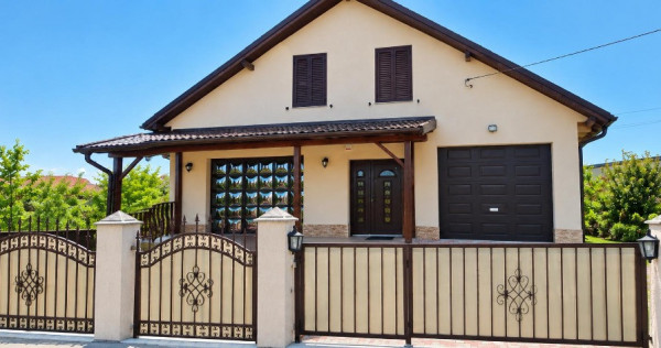 Casa cu etaj in Catamarasti Deal