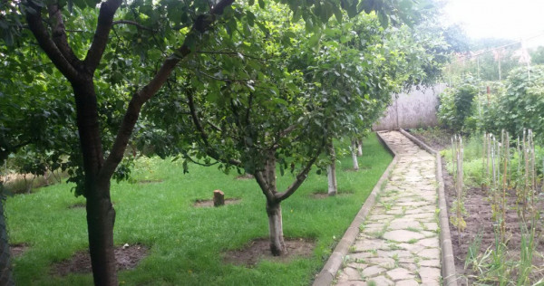 Casa cu etaj zona noua in Botosani