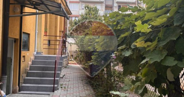 VANZARE Apartament cu 3 camere in zona Grigorescu
