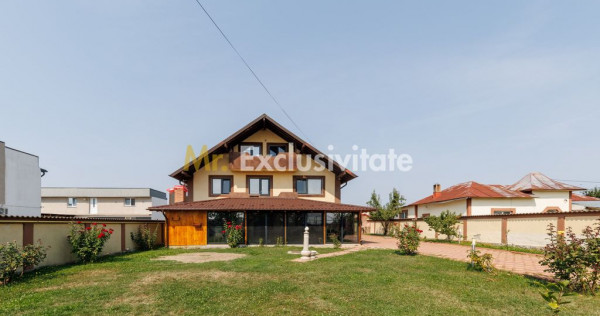 Proprietate cu 2 case si curte in Oarja, AG