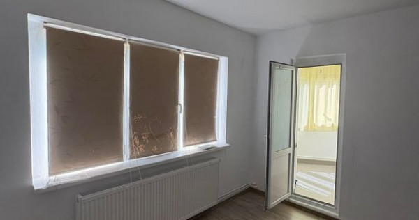 De inchiriat apartament cu 2 camere nemobilat, I. C. Frimu, etaj 3, 300 Eur