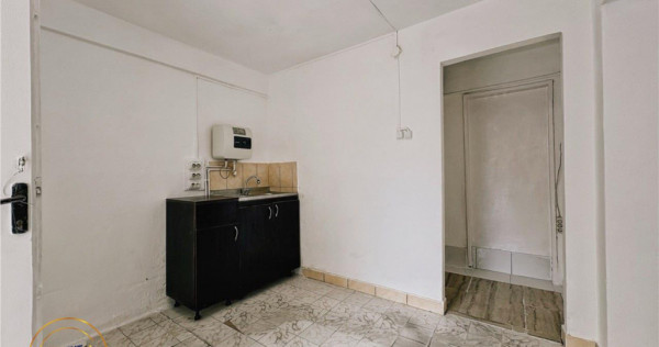 Spatiu comercial, cu potential investitional servicii, Ciu