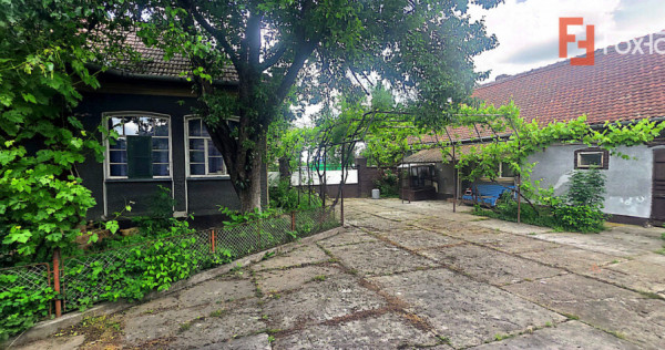 Casa spatioasa de vanzare in Ineu, Jud. Arad