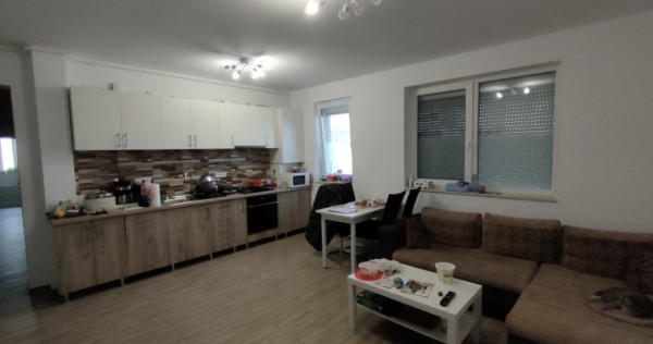 Apartament cu 4 camere mobilat si utilat, la intrare in Giro