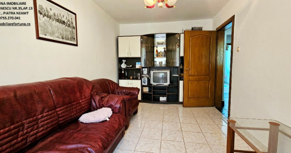 Apartament 3 camere decomandate,echipat,parcare,Precista-Sc.nr.10