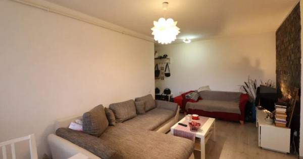 Apartament 3 camere 60 mp in Floresti zona Muzeul Apei