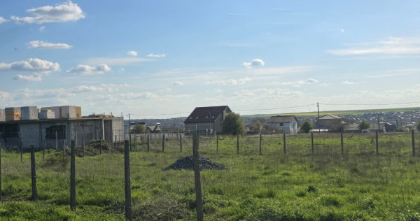 Teren de vanzare in Tuzla zona castelul de apa