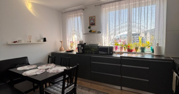 Apartament cu 3 camere 58 mp in Floresti zona Teilor