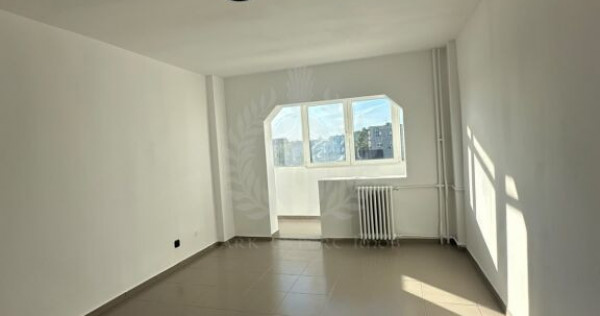 APARTAMENT 4 CAMERE // ZONA ENACHITA VACARESCU// 84 MP