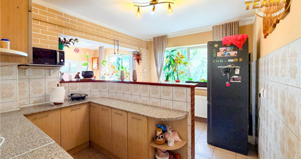Casa cu etaj, garaj si panorama frumoasa, Sfantu Gheorghe, C