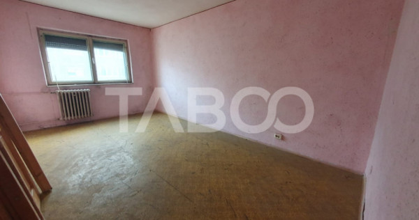 Apartament 2 camere decomandat 45 mp utili zona Plopului