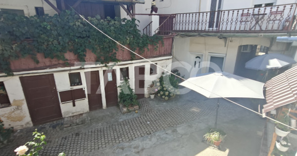 Apartament cu 2 camere si pivnita in Centrul Istoric Sibiu