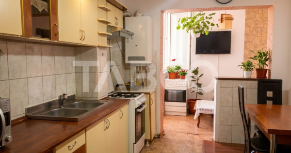 Apartament decomandat 3 camere 2 bai etaj 3 balcon zona bun