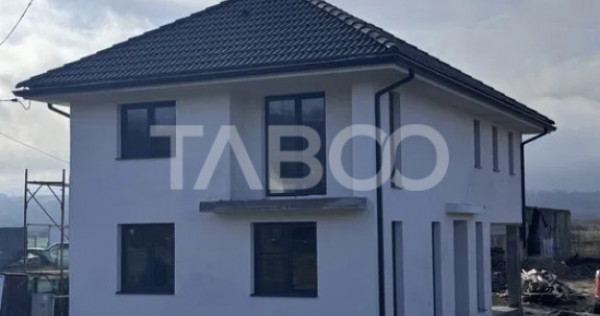 Casa individuala de vanzare 4 camere 300 mp teren Exterior S