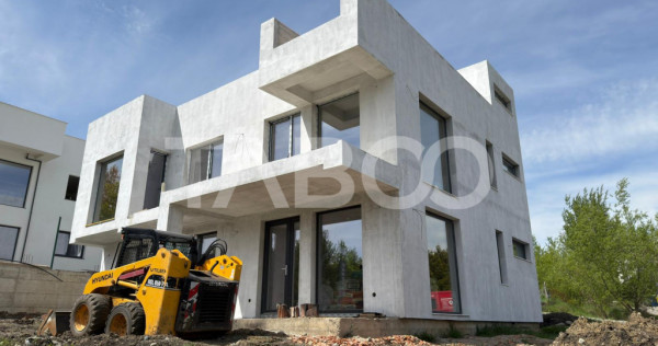 Vila premium Cisnadioara &ndash; panorama piscina infinity si te