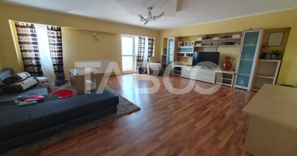 Apartament 4 camere de inchiriat suprafata 120 mp cu vedere