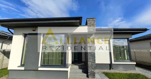 Casa moderna parter - 3 camere 2 bai 370 mp teren