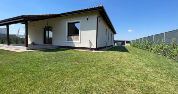 Casa Individuala | 4 camere 2 Bai | 125 mp utili | Dumbravi