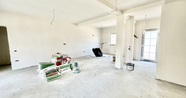 Duplex despartit prin camera tehnica cu 300 mp de teren - Zo