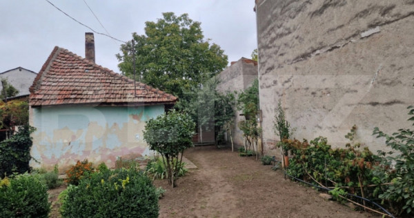 Teren intravilan de v&acirc;nzare, 320 mp, zona Titulescu