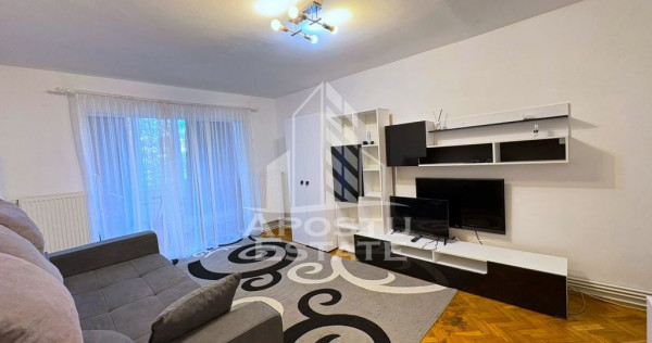 Apartament cu 3 camere de inchiriat in zona Soarelui, Centrala Proprie