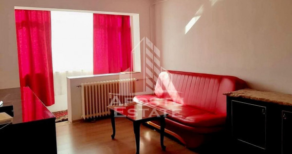 Apartament 4 camere, zona Vlaicu