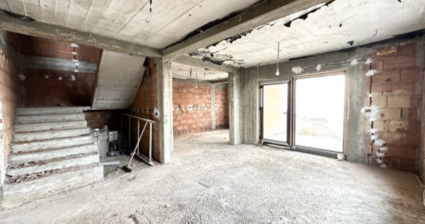 Duplex la roșu cu 5 camere, 127 mp utili 305 mp teren - Dum