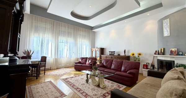 Apartament spatios 156 mp utili, 4 camere - Centru Timisoara