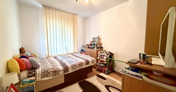 Apartament elegant 3 camere, 66 mp utili, parter - zona Lune