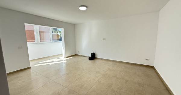 Apartament lux, 4 camere, 84 mp utili + 2 balcoane - COMPLEX