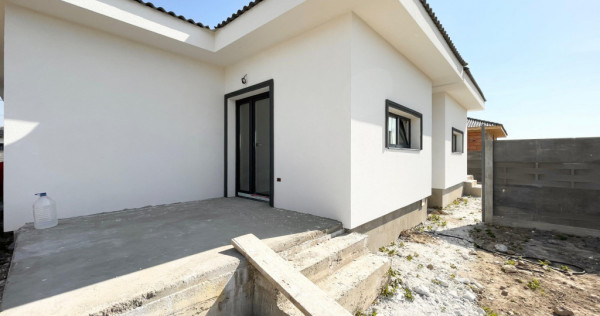Duplex cu 4 camere, 101mp, despartit prin camera tehnica - M