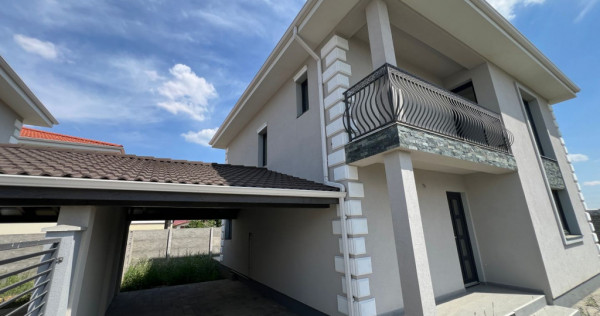 COMISON 0% | Duplex 5 camere despartit prin carport | Chisod