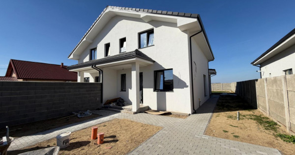 Duplex in Sanandrei | Toate utilitatile | Asfalt | Curte gen