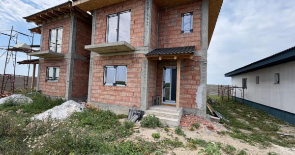 Duplex despartit cam tehnica | 5 camere | Toate utilitatile