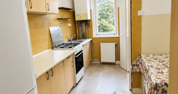 Ap 4 camere | 2 băi | Balcon | Gheorgheni-Hotel Royal