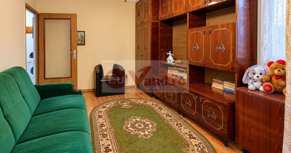 De vanzare apartament cu 2 camere, decomandat &ndash; Micro 19, parter, 46.500 E