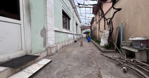 Casa 3 camere zona Centrala