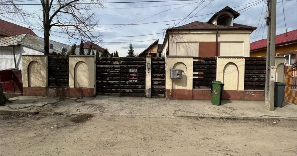 Casa constructie noua la rosu de P M in Focsani