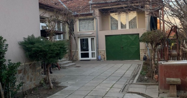 Casa 5 camere zona centrala P+M in Vladimirescu